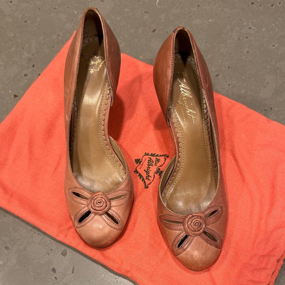 Miss Albright Nicoise Wedge Heel